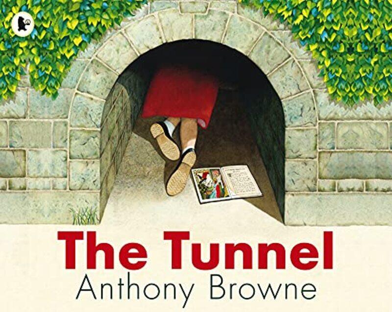 

The Tunnel by Anthony BrowneAnthony Browne-Paperback