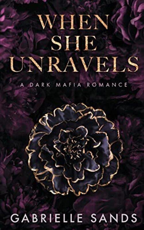 

When She Unravels , Paperback by Sands, Gabrielle
