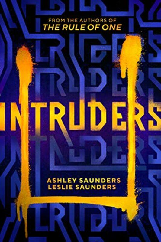 

Intruders by Ashley SaundersLeslie Saunders-Paperback