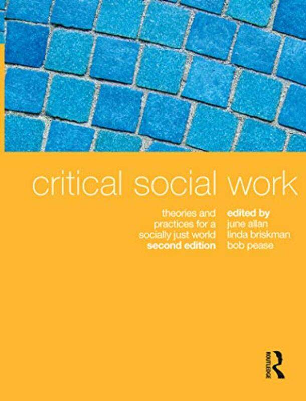 

Critical Social Work by Gwenola RicordeauEmma RamadanTom Roberge-Paperback