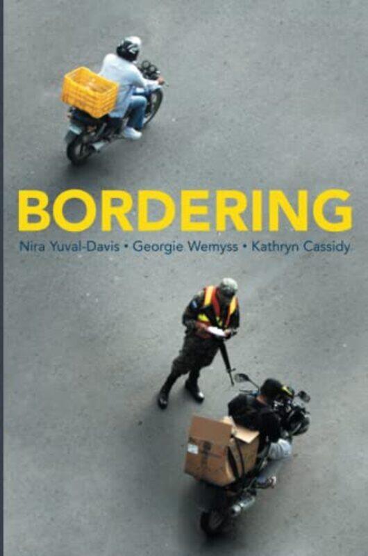 

Bordering by Harriette LanzerMichael SpencerCarolyn BatstoneLisa Probert-Paperback