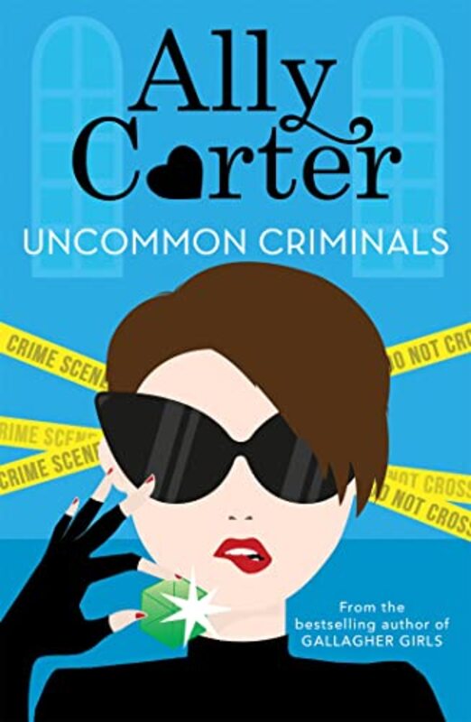 Heist Society Uncommon Criminals by Ally Carter-Paperback