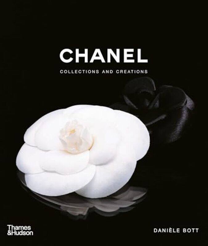 

Chanel Collections And Creations By Bott Daniele - Hardcover