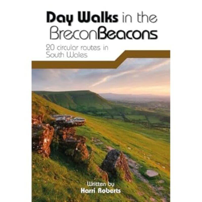 Day Walks in the Brecon Beacons by Harri Roberts-Paperback