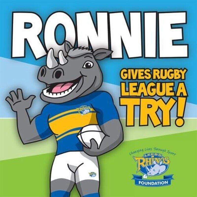 

Ronnie Gives Rugby League a Try by Ronnie Rhino-Paperback