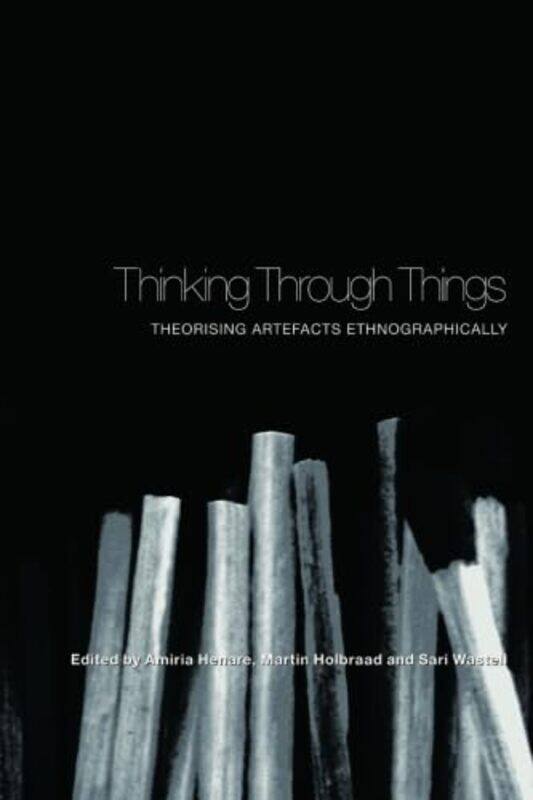 

Thinking Through Things by Ana Boievi-Paperback