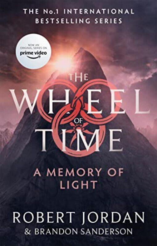 

A Memory Of Light by Robert JordanBrandon Sanderson-Paperback