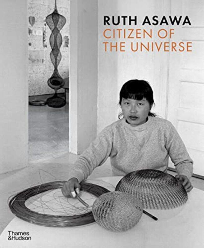 

Ruth Asawa Citizen Of The Universe by Emma RidgwayVibece Salthe-Paperback