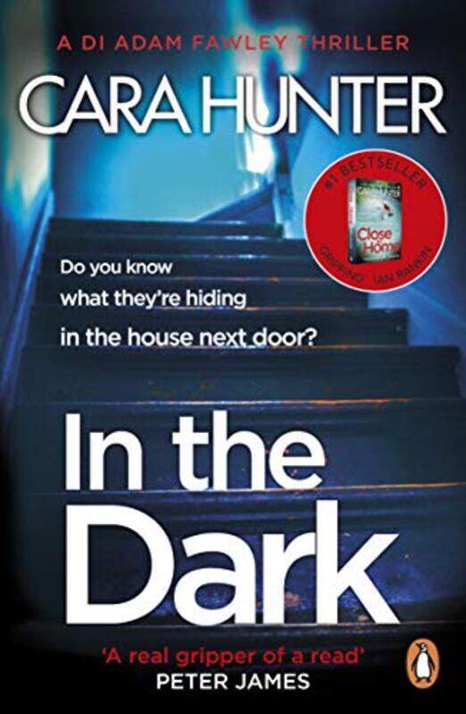 

In The Dark: from the Sunday Times bestselling author of Close to Home,Paperback by Hunter, Cara