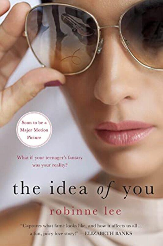 

The Idea of You , Paperback by Lee, Robinne