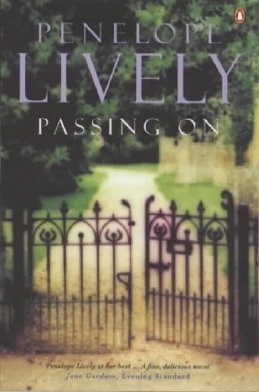 

Passing On by Penelope Lively-Paperback