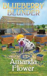 Blueberry Blunder by Amanda Flower-Paperback