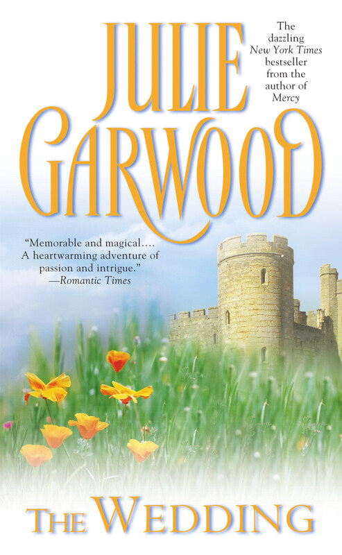 

The Wedding, Paperback Book, By: Julie Garwood