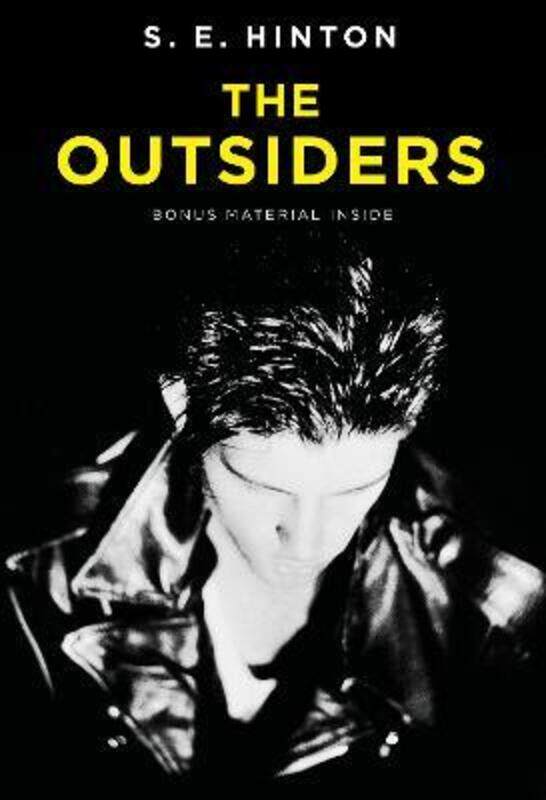 

The Outsiders.paperback,By :SE Hinton