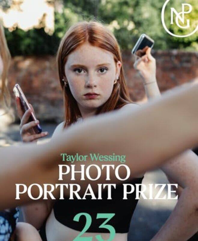 

Taylor Wessing Photo Portrait Prize 2023 by Oprah Winfrey-Paperback