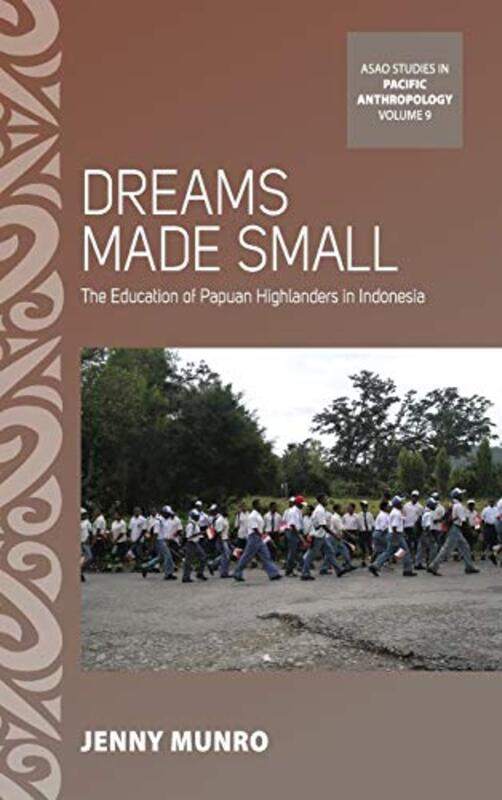 

Dreams Made Small by Jenny Munro-Hardcover
