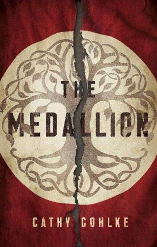 

The Medallion by Cathy Gohlke-Paperback