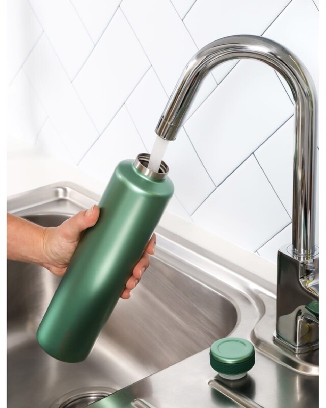 Sistema 600ML Chic Stainless-Steel Bottle, designed with double walled insulation and 100% Leak Proof to keep drinks Hot & Cool, BPA Free. Green.