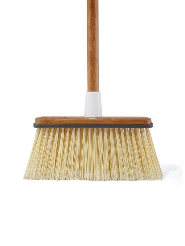 

Full Circle Clean Sweep Broom, 1 Piece, Brown/White