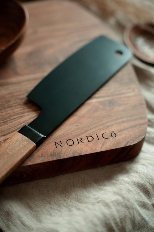 Nordico Cutting Board Acacia Large 55x25 Cm: Large Cutting Surface, Knife-Friendly, Easy to Clean, Food-Grade Oil Finish, Reversible, Modern Design, Kitchen Essential, Versatile