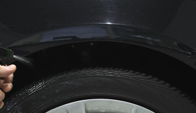 Turtle Wax 680ml Wet & Black Tire Shine