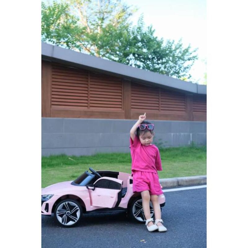 VIP STARS  Audi E-tron GTElectric Car, Pink