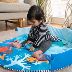 Baby Einstein Neptune Under the Sea Lights & Sounds Activity Gym