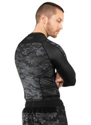 Venum Defender Rashguard Long Sleeves T-shirt for Men, Medium, Dark Camo
