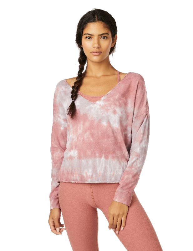 

Beyond Yoga CLOUD DYE OPEN NECK PULLOVER EARTHEN ROSE-CHAI CLOUD DYE LARGE