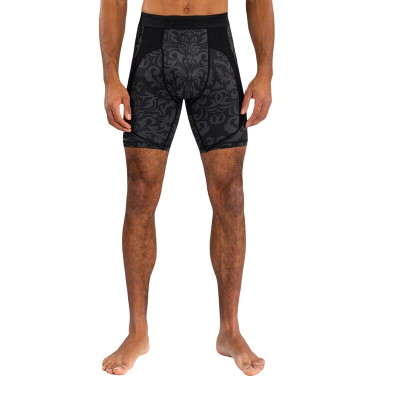 

VENUM UNMATCHED TOPURIA EDITION VALE TUDO SHORTS BLACK/GOLD MEDIUM