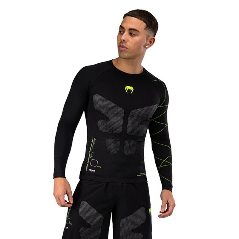

VENUM TRAINING CAMP 4.0 RASHGUARDS LONG SLEEVES BLACK/NEON GREEN XXLARGE