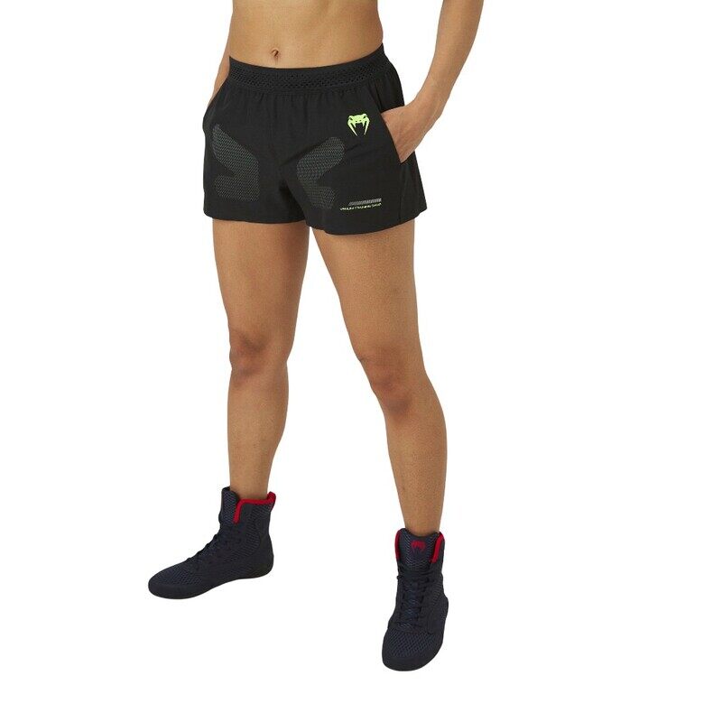 

VENUM TRAINING CAMP 4.0 FIGHTSHORTS BLACK/NEON GREEN XXLARGE