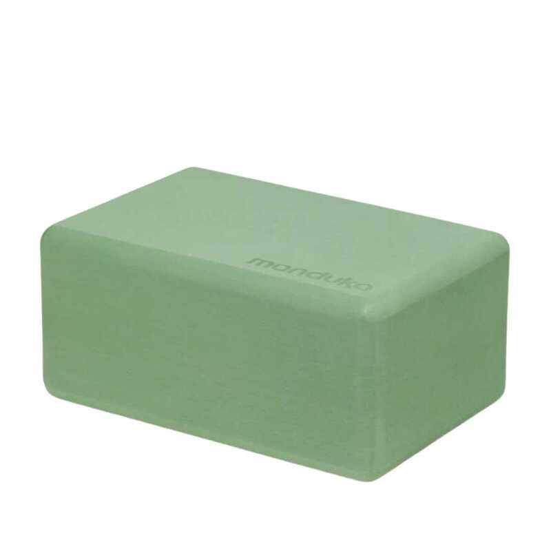 

Manduka RECYCLED FOAM BLOCK LEAF GREEN 4 INCH