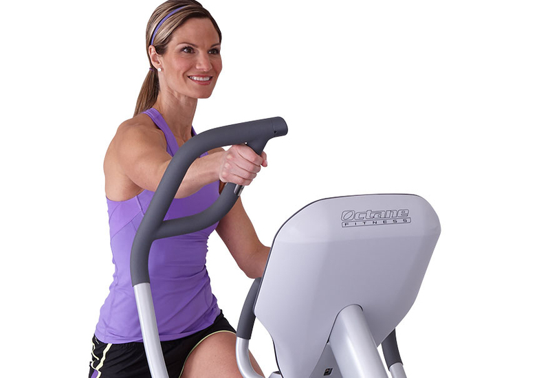 Octane Fitness Xt-one Elliptical, White/Black