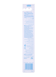 Oral B 3-Effect Classic Medium Toothbrush