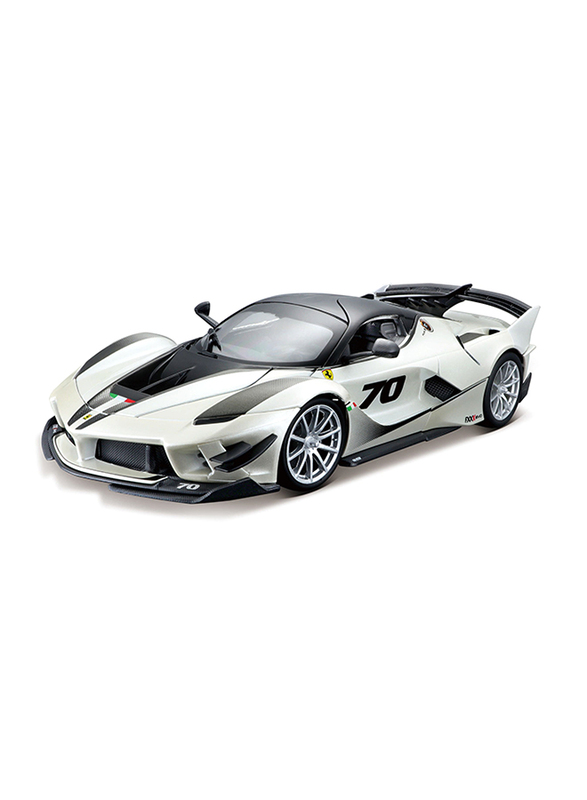 Bburago Ferrari FXX K Evoluzione Evo Race & Play Diecast Model Car, 1:18 Scale, White, Ages 1+