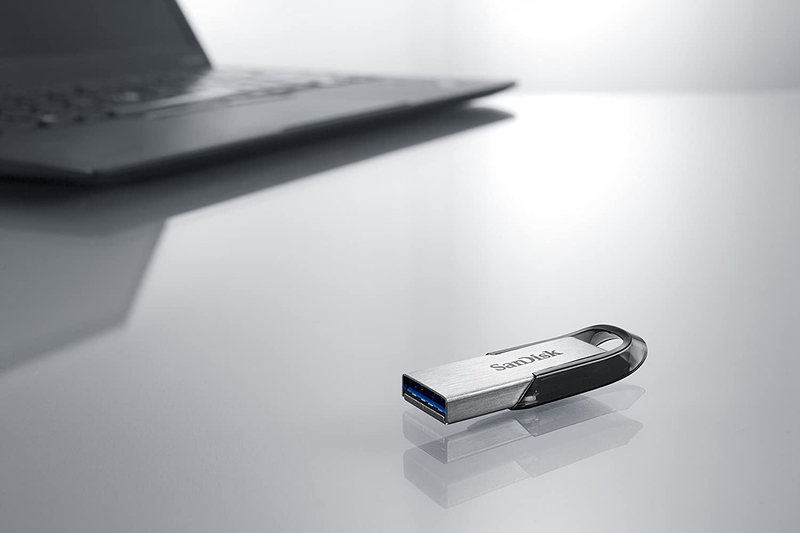 SanDisk 512GB Ultra Flair USB 3.0 Flash Drive, Silver/Black