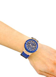 Guess Analog Watch for Women with Silicone Band, Water Resistant, W0571L1, Blue
