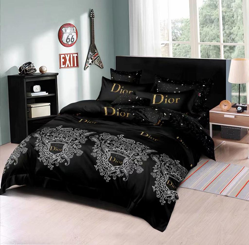 6-Piece Printed Quilt Set, 1 Quilt + 1 Reversible Bedspread + 4 Pillow Shams, Black, Twin