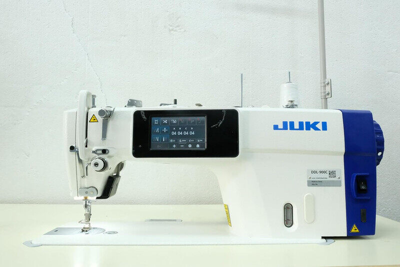 

Juki DDL-9000CFMSNB 1 Needle Semi Dry Head Premium Double Digital Feed Direct Drive motor Lockstitch Machine - Complete set with Table Stand