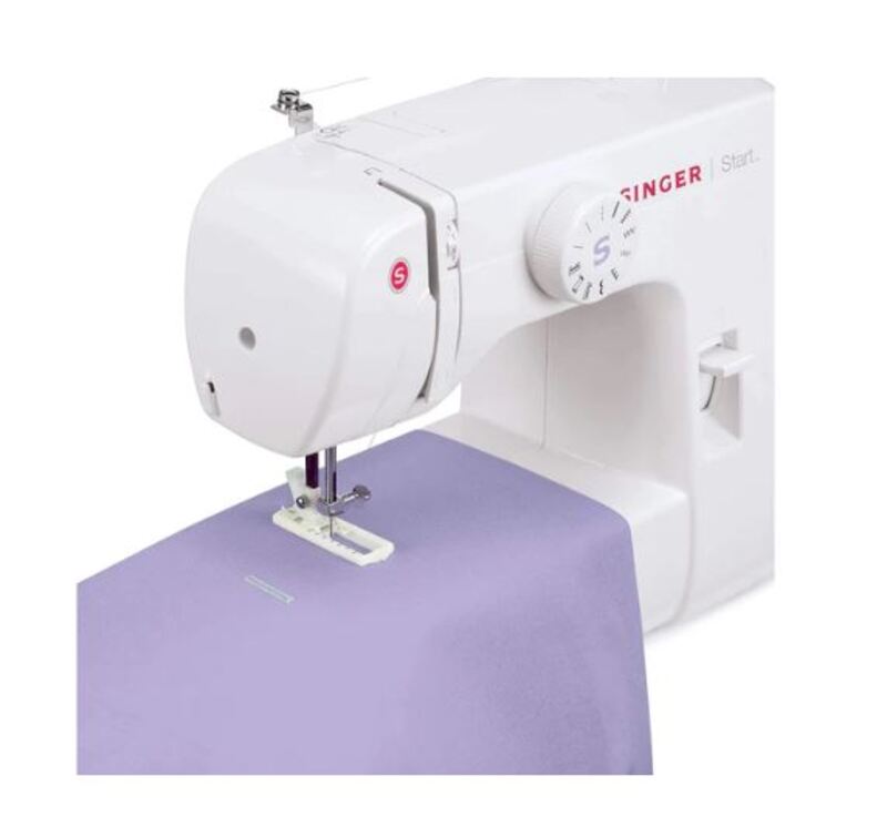 Singer Sewing Machine Mechanical - 1306