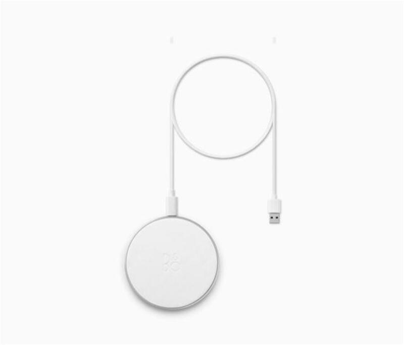 Bang & Olufsen  BEOPLAY Charging Pad for Easy Qi-wireless charging, White