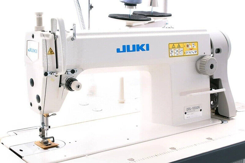 

Juki DDL-5550N 1 Needle Lockstitch Machine with Direct Drive Motor 550W Complete Set with Table Stand