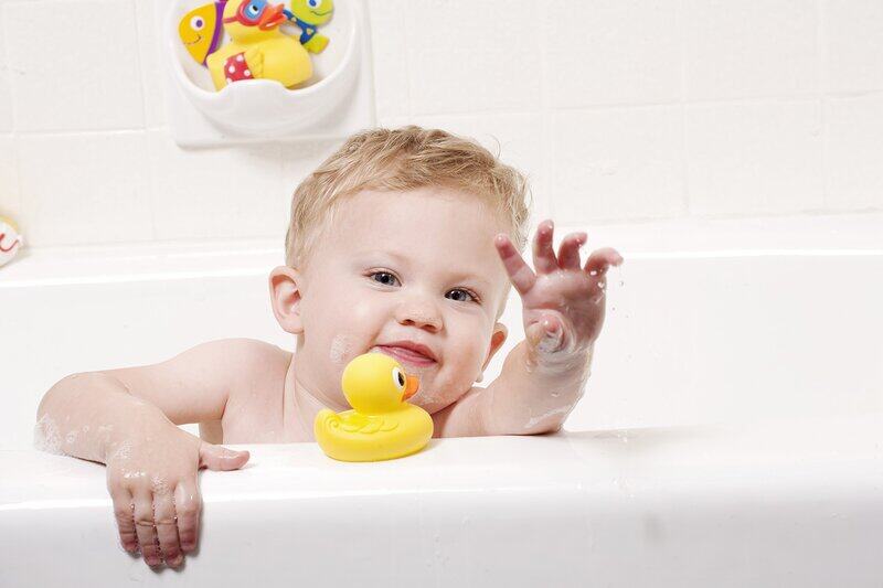 Nuby Hot-Safe Bath Duck