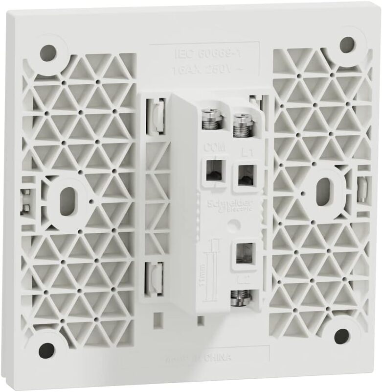 Schneider Electric Switch with Fluorescent Locator, AvatarOn C, 2 way, 1 gang, 16AX, 250V, white - Pack of 3