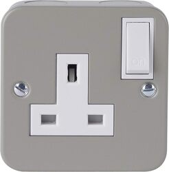 Schneider Electric Exclusive Metal clad - switched socket - 13 A - 230 V - 1 gang - grey - GMC131SS