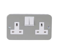 Schneider Electric Exclusive Metal clad - switched socket - 13 A - 230 V - 2 gangs - grey - GMC132SS