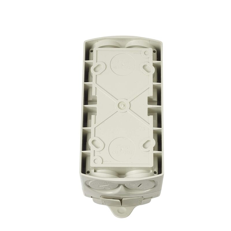 Schneider Electric 13A 250V Surface Mount Single Pole Switched Socket IP56 - CSC313