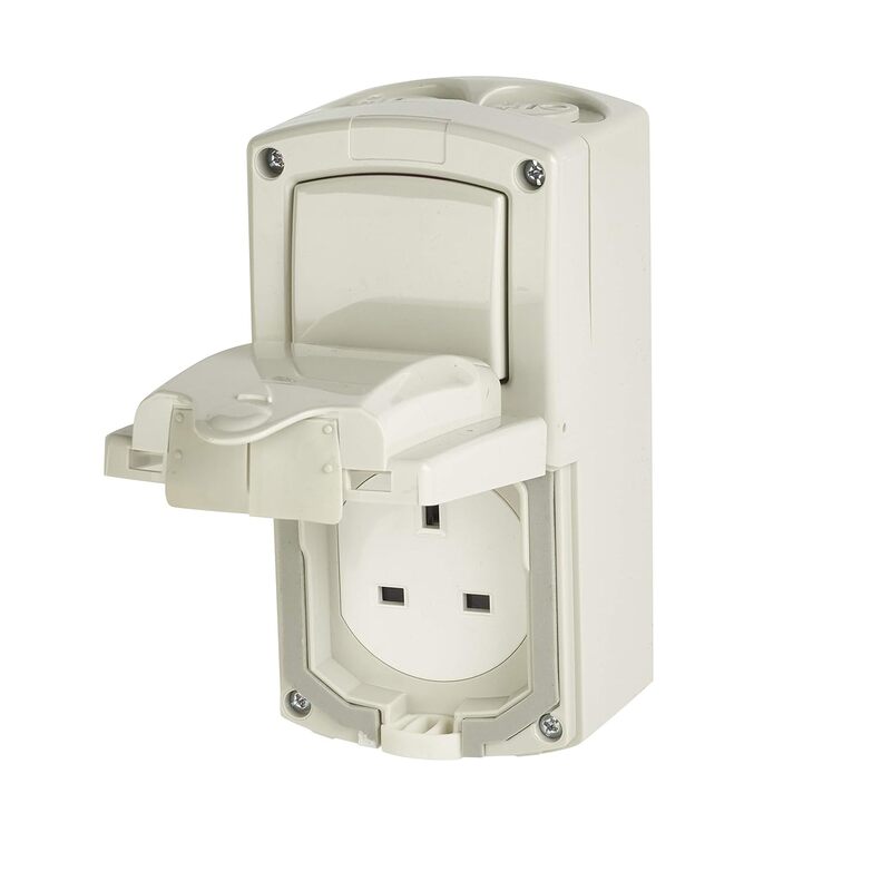 Schneider Electric 13A 250V Surface Mount Single Pole Switched Socket IP56 - CSC313