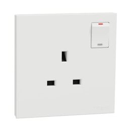 Schneider Electric Avataron C Switched Socket E8715_WE, 1 Gang, 13A White 250 V